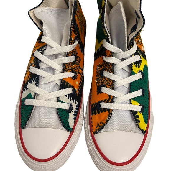 Converse Custom Hi Tops In Colorful African Print - Picture 11 of 12